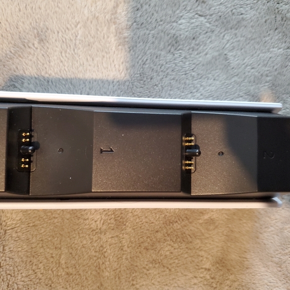 PS5 Charging Station - Picture 3 of 4